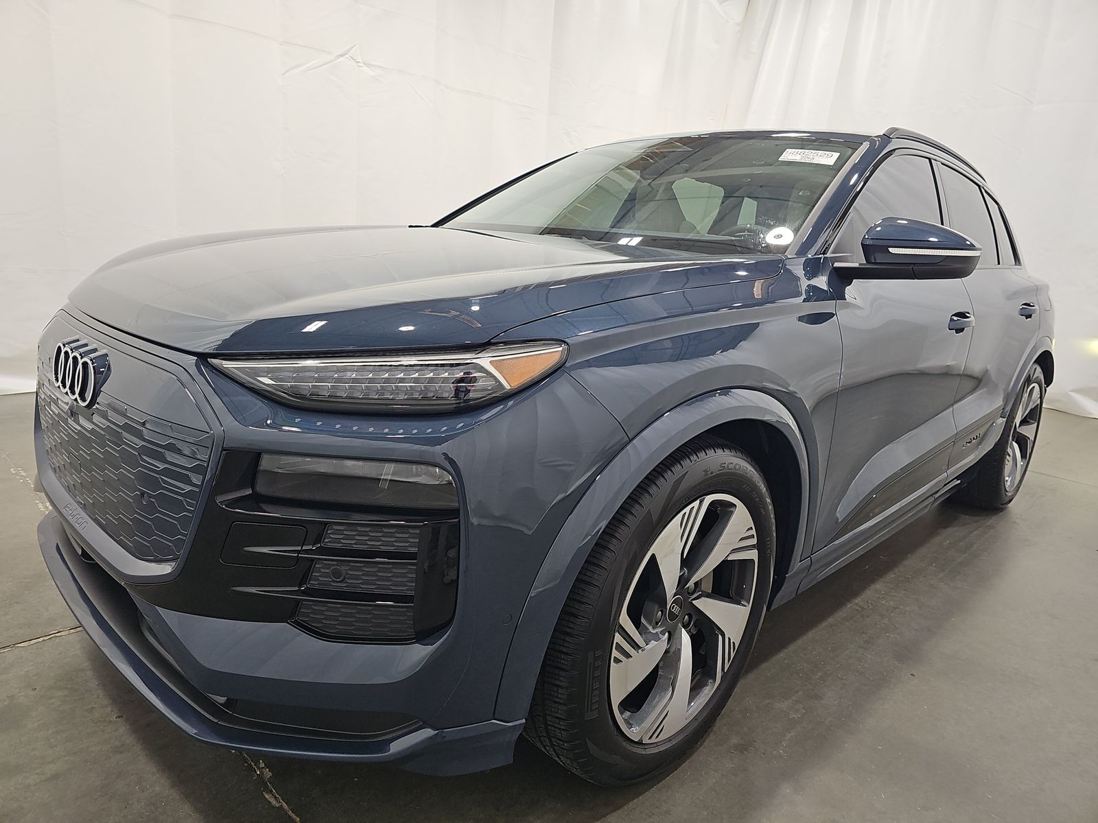 2025 Audi Q6 e-tron Prestige