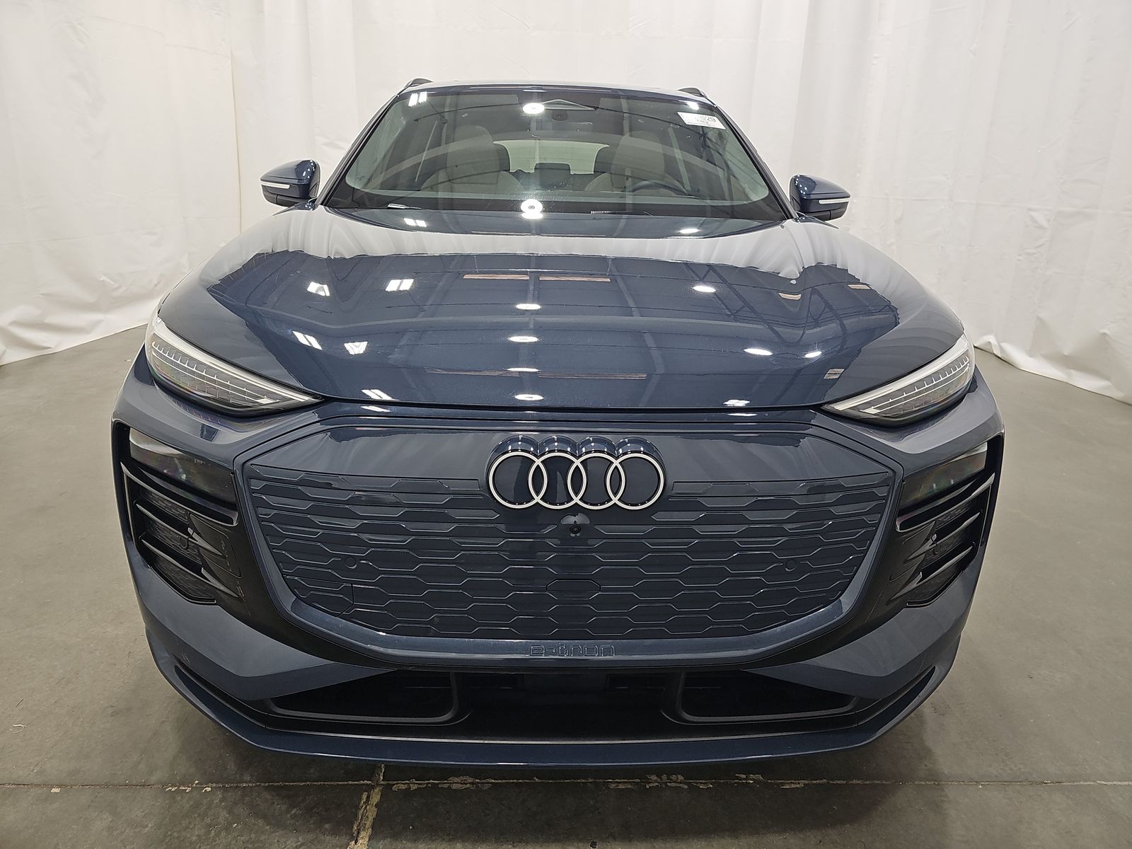 2025 Audi Q6 e-tron Prestige