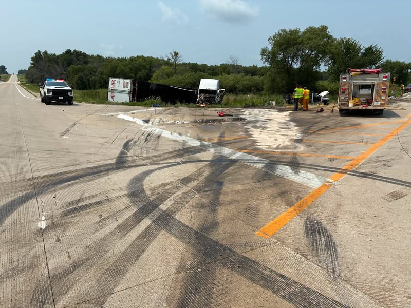 Fayette County Sheriff's Office Responds to Three-Vehicle Accident on HWY 3